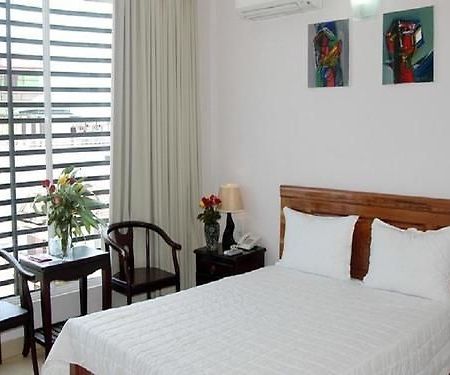 Hoa Dong Duong Hotel Хошимин Экстерьер фото